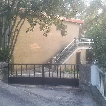 Ivan Apartment *